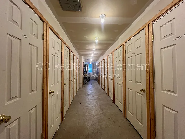 2702 W Cortland St #3 — Photo 17