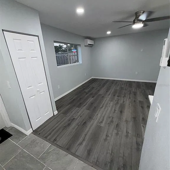 500 Montana Ave — Photo 12