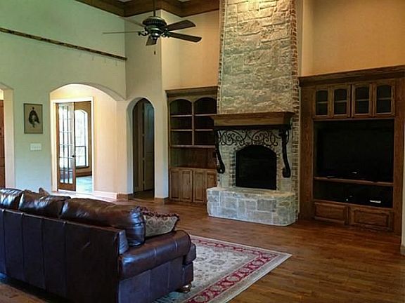 5th image of 120 Silver Hill Ct