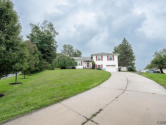 2nd image of 114 Alvin St