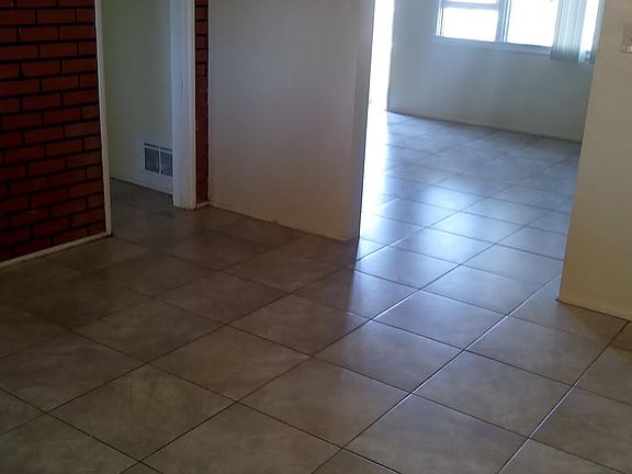 5th image of 370 E 6th St