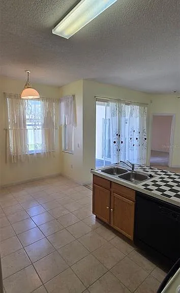 619 Reindeer Dr — Photo 10
