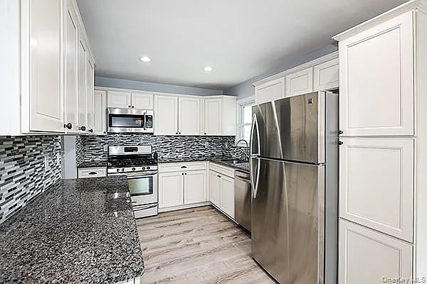 53 Huron St — Photo 13