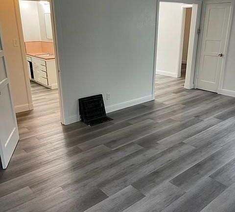 5th image of 1030 N Broadway St