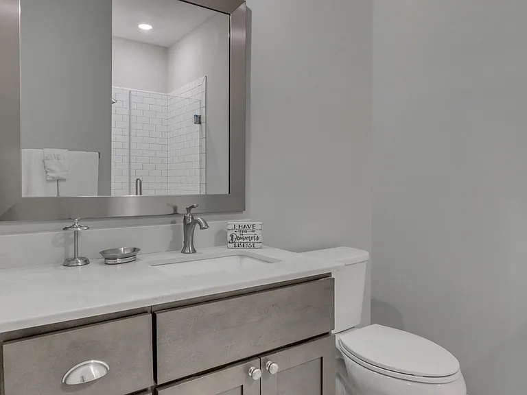 525 East Blvd — Photo 18