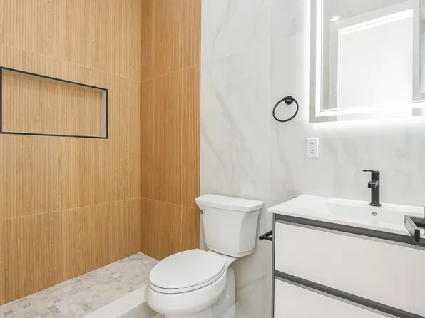 221 Columbia Avenue image 15 of 32