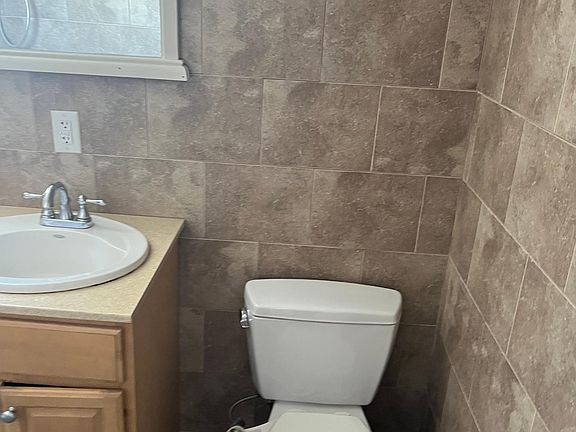 4th image of 1909 E Passyunk Ave Floor 3