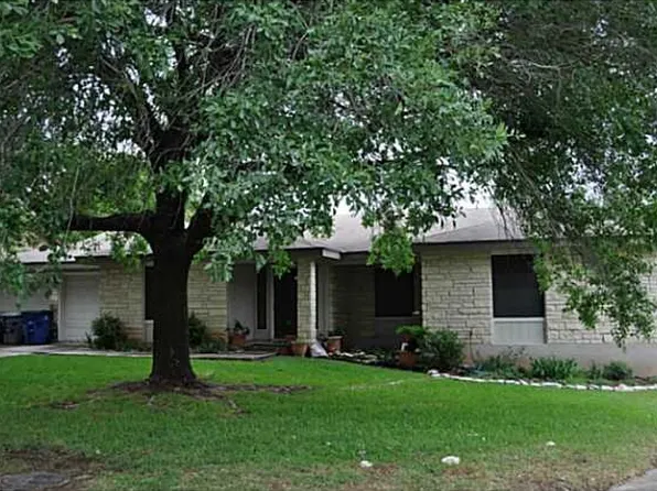 8208 Farmington Ct, Austin, TX 78736