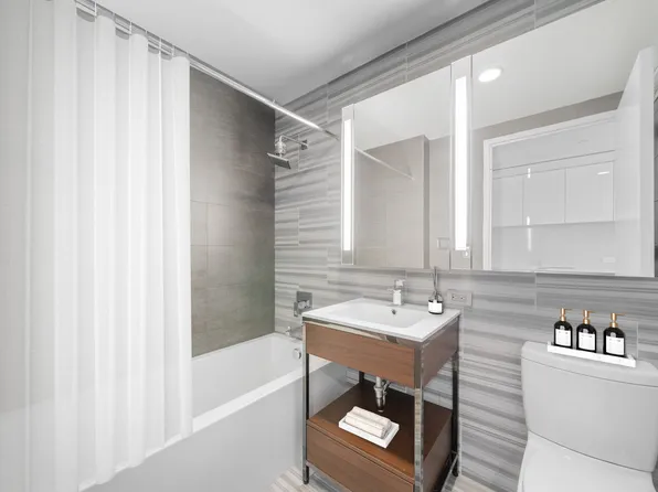 605 West 42nd Street image 6 of 27