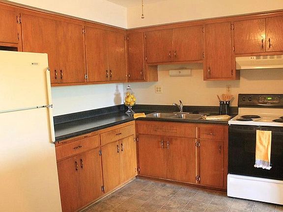 4th image of 9627 W National Ave APT 10