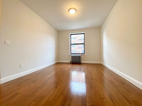 3rd image of 272 Lincoln Pl #Dd2