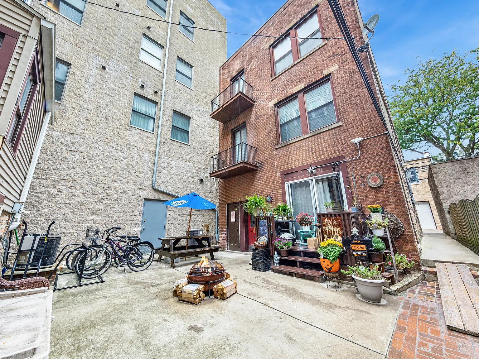 2 bed, 1.0 bath, 900 sqft, $2,790 — Photo 3