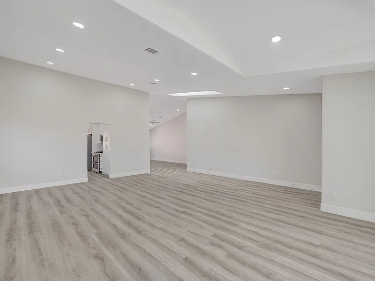 3120 Siena Cir — Photo 5