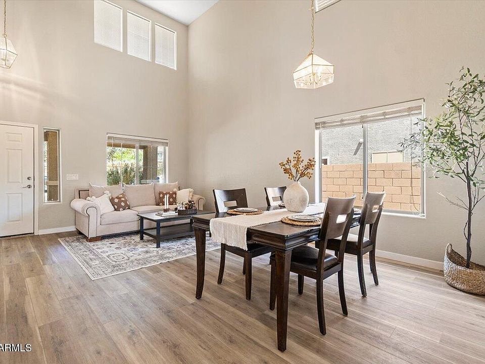 1st image of 1852 N DESERT WILLOW Street