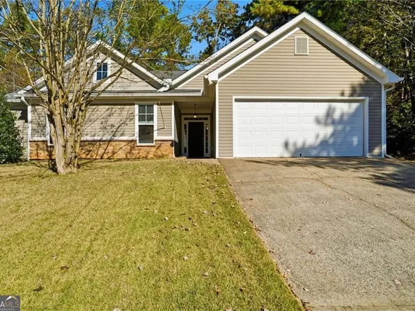 504 E Lake Ct, Woodstock, GA 30188