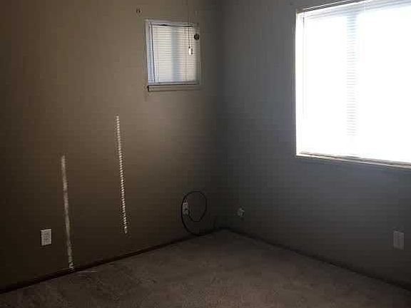 3rd image of 205 SE Grand Ave APT 301