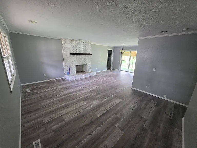 3461 S Ferguson Ave — Photo 2