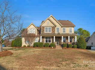 6720 Old Persimmon Dr, Mint Hill, NC 28227