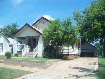 109 E Arapaho Ave, Weatherford, OK, 73096