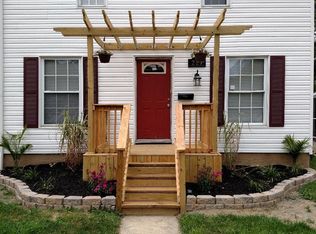 229 Pierce Ave, Cuyahoga Falls, OH 44221