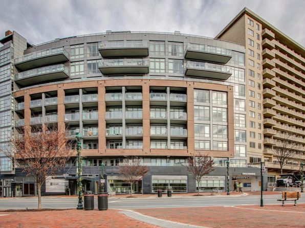 7171 Woodmont Ave UNIT 804