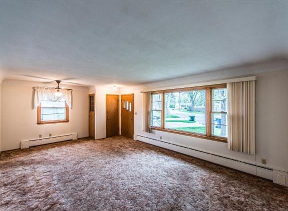 4th image of 504 Sunnyside Cir