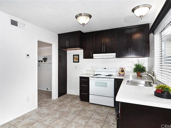 5th image of 1724 N Willow Woods Dr Unit D