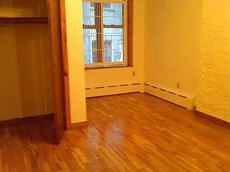Rented by Elinor Taasa, LREB