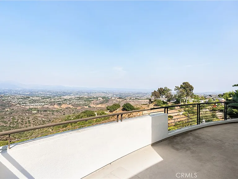 3230 Tyrol Dr — Photo 40