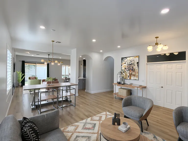 6204 E Phelps Rd — Photo 10