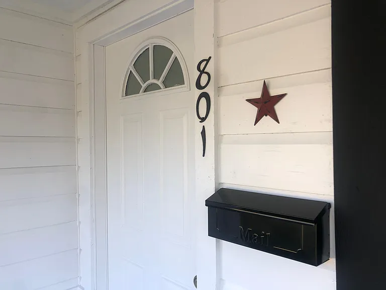 801 Aron St — Photo 10