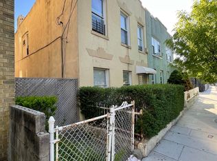316 44th St, Union City, NJ 07087