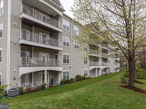 3rd image of 2013 Warners Ter S Unit 244