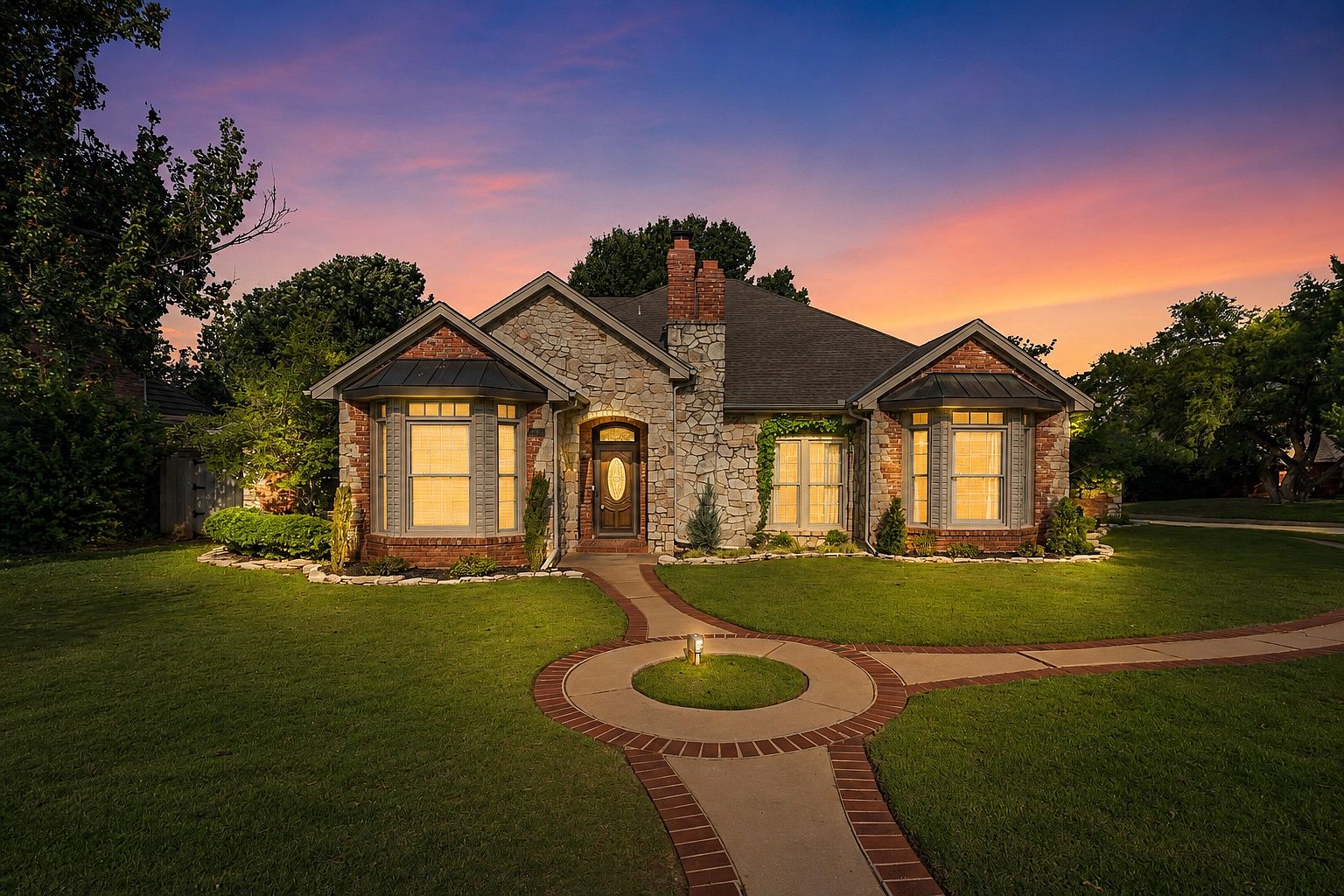 4309 Riders Mark, Edmond, OK 73025 | Zillow