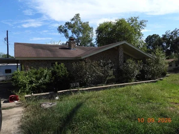 2319 Woodville Rd, Bryan, TX 77803