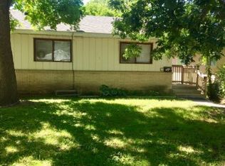 1673 Barclay St, Saint Paul, MN 55106