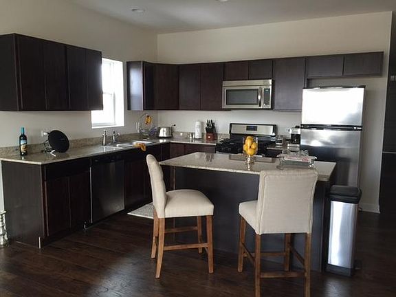 4th image of 2939 N Central Ave Unit 202