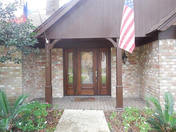 4th image of 15806 Sandy Hill Dr