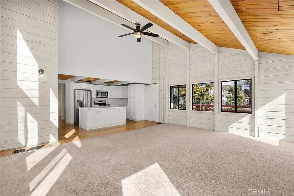 3 bed, 2112 sqft, $3,250 — Photo 3