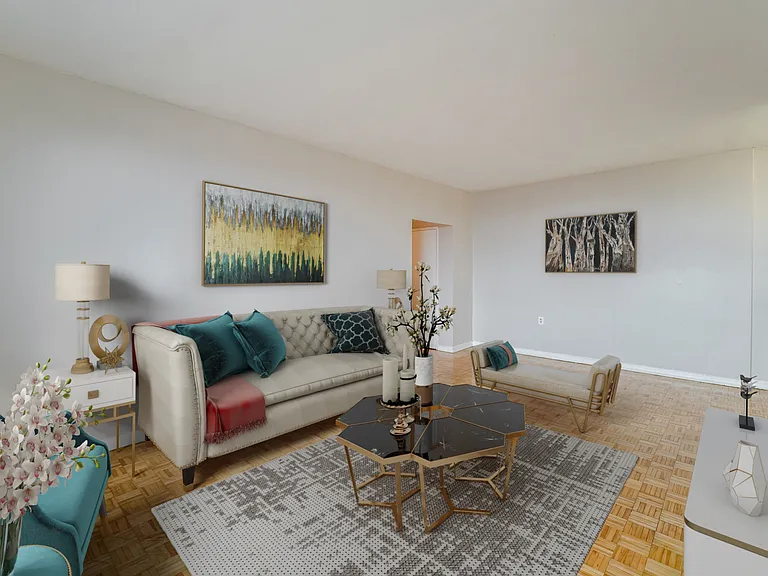 822 Glen St — Photo 12
