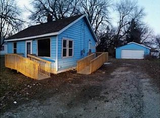 25 NW 46th Pl, Des Moines, IA 50313