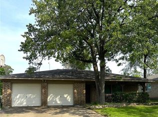 1432 Magnolia Dr, College Station, TX 77840