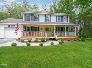 105 Hunts Rd, Dingmans Ferry, PA 18328