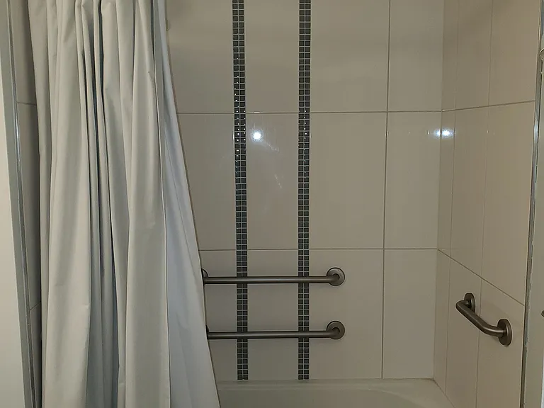 Tub/Shower
