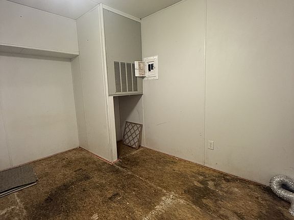 5th image of 539 S Ruth St