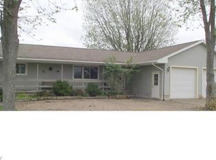 14191 Ellett Rd, Beloit, OH 44609