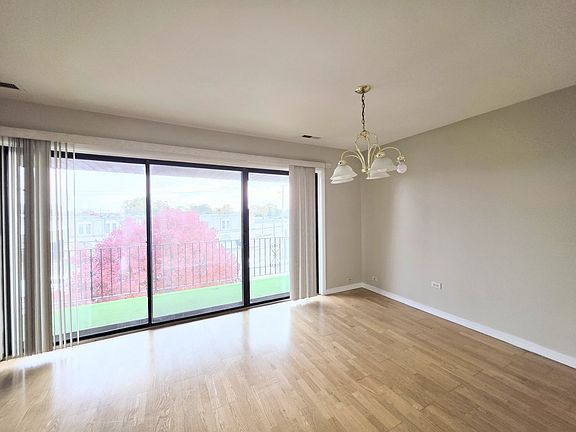 5th image of 4818 W 122nd St APT 3W