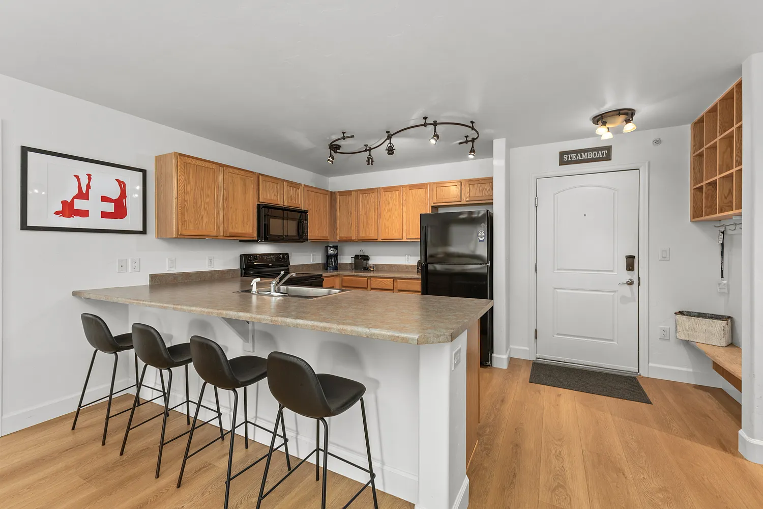 2 bed, 1018 sqft, $3,000 — Photo 4