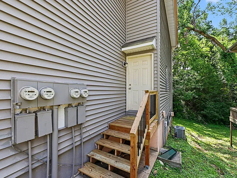 8213 N Everton Ave — Photo 8