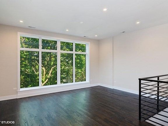 3rd image of 6117 S Greenwood Ave #4